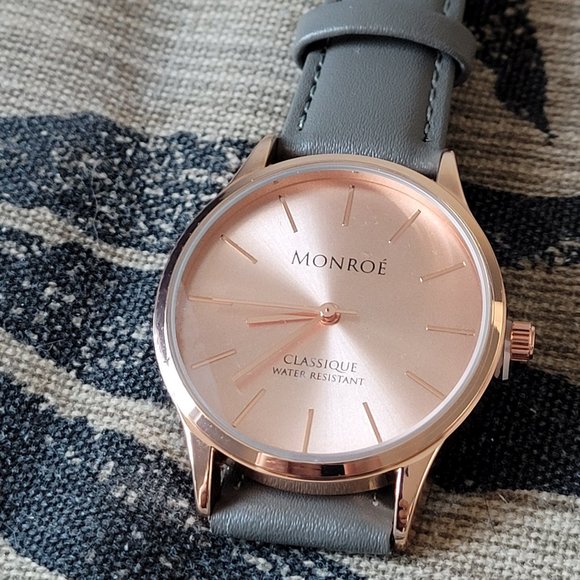 NEW Monroé Classique Watch in Sunburst Solérose - Picture 1 of 6